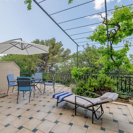 Apartmani Mirta Omiš Exterior foto