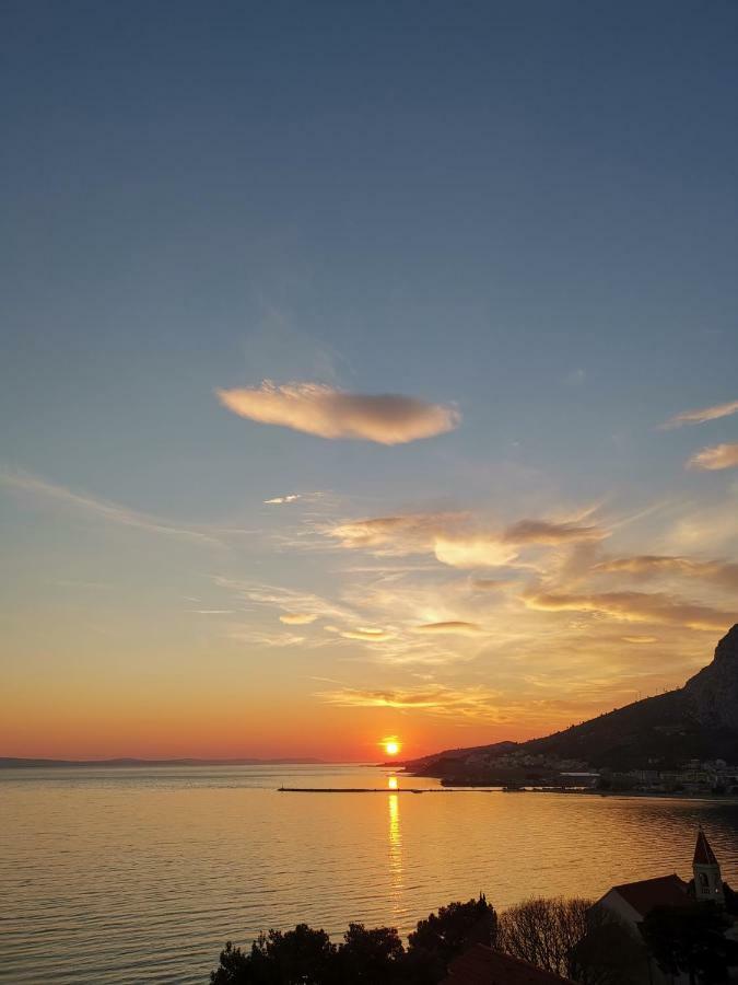 Apartmani Mirta Omiš Exterior foto