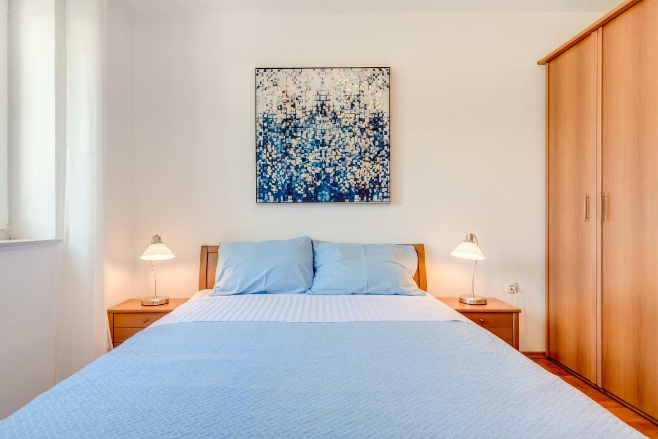Apartmani Mirta Omiš Exterior foto